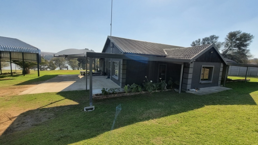 7 Bedroom Property for Sale in Deneysville Free State